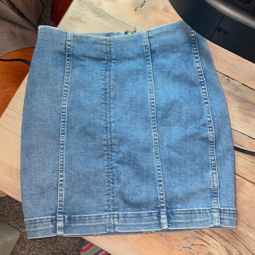 FREE PEOPLE DENIM MINI SKIRT